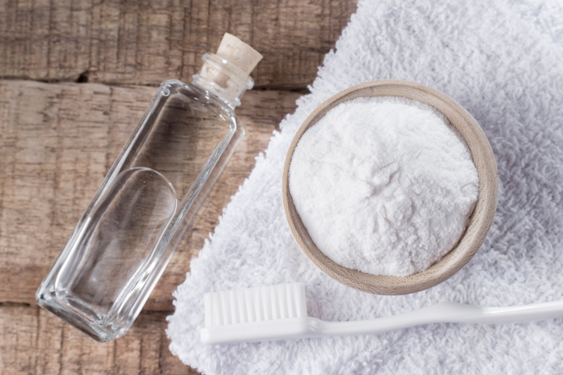 Baking soda for teeth whitening 