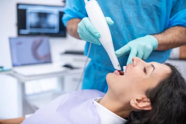 Dental consultation for teeth straightening treatment